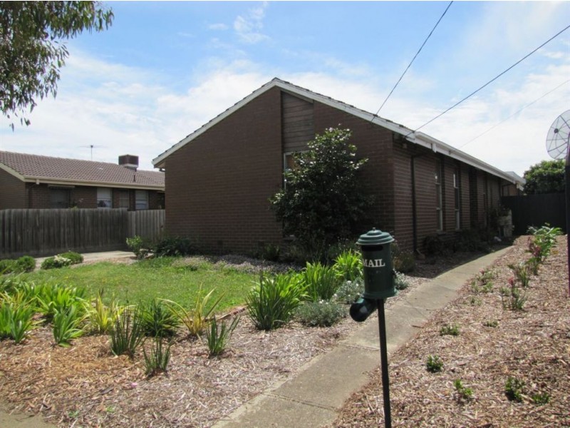 16 Pearson Crescent, Coolaroo VIC 3048