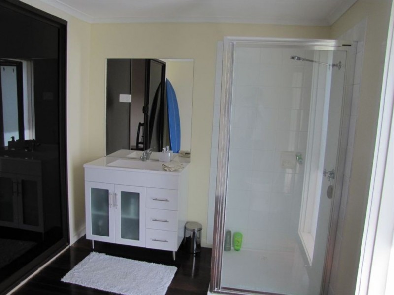 16 Pearson Crescent, Coolaroo VIC 3048