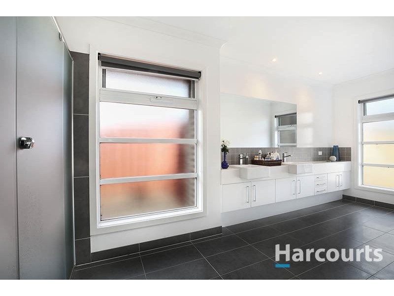 4 Redrock Road, Epping VIC 3076