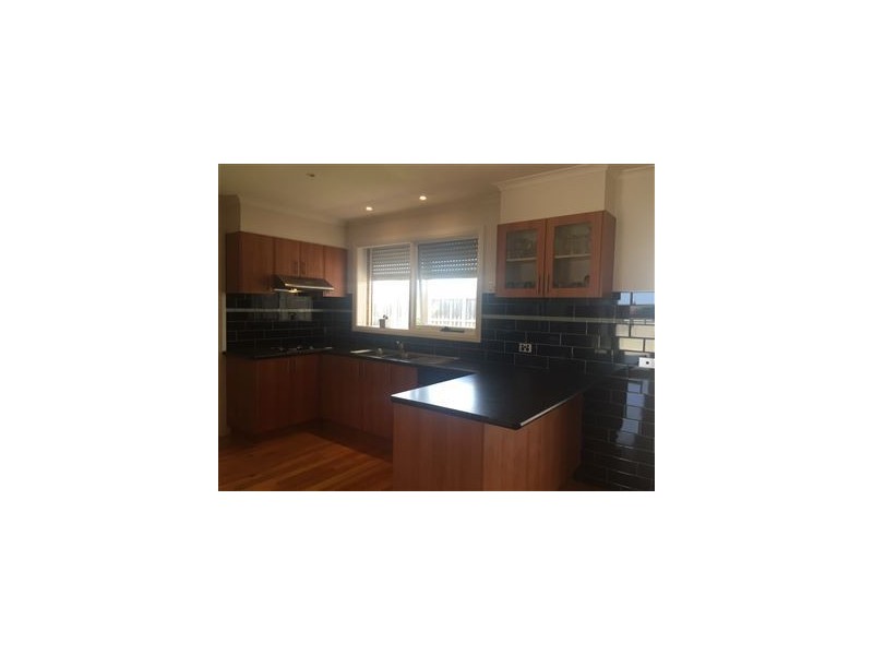 7 Dampier Court, Epping VIC 3076