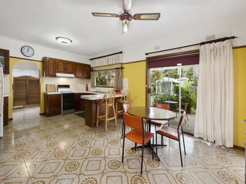 11 Burton Street, Lalor VIC 3075