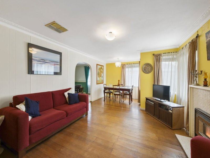 11 Burton Street, Lalor VIC 3075