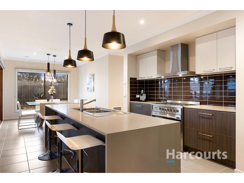 14 Breakwater Drive, Doreen VIC 3754