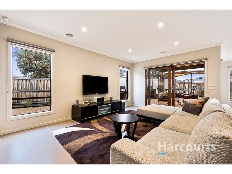 14 Breakwater Drive, Doreen VIC 3754