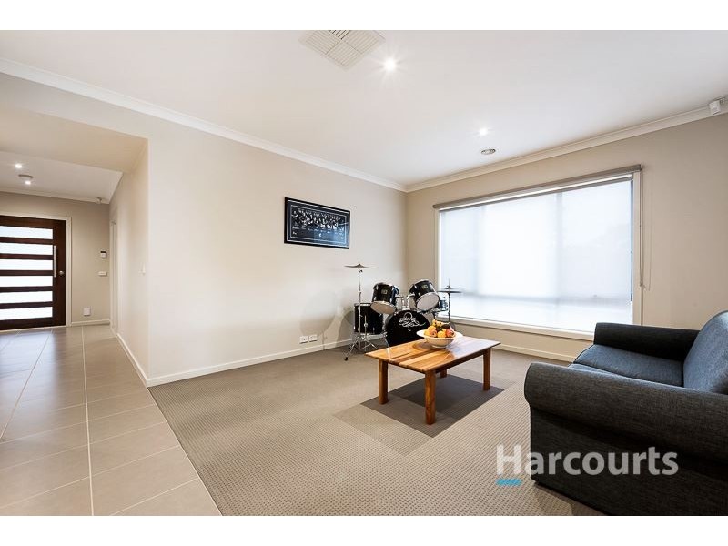 14 Breakwater Drive, Doreen VIC 3754
