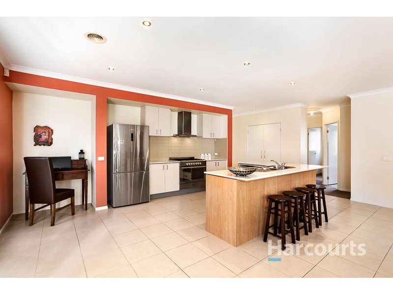 13 Danjera Place, South Morang VIC 3752