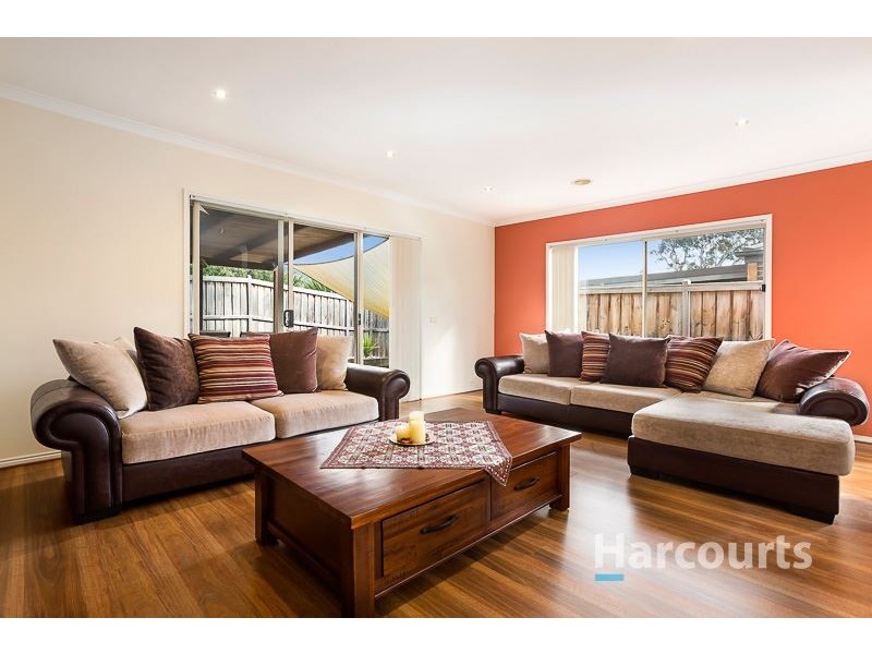 13 Danjera Place, South Morang VIC 3752