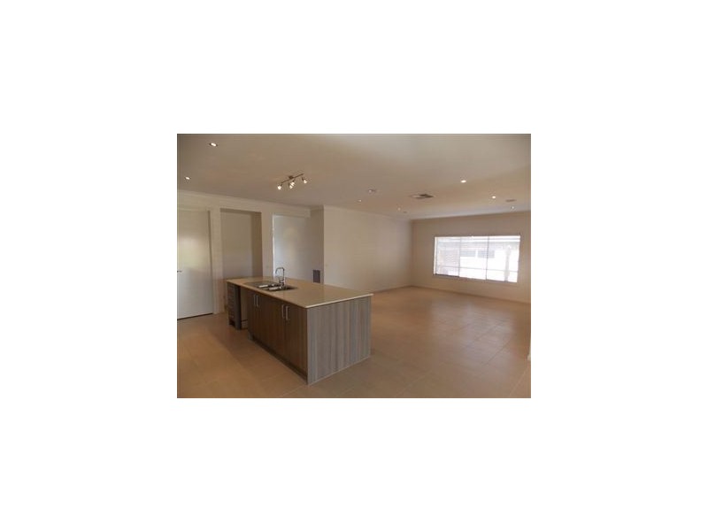 23 Stonegate Drive, Wollert VIC 3750