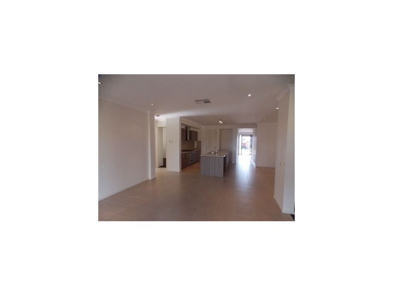 23 Stonegate Drive, Wollert VIC 3750