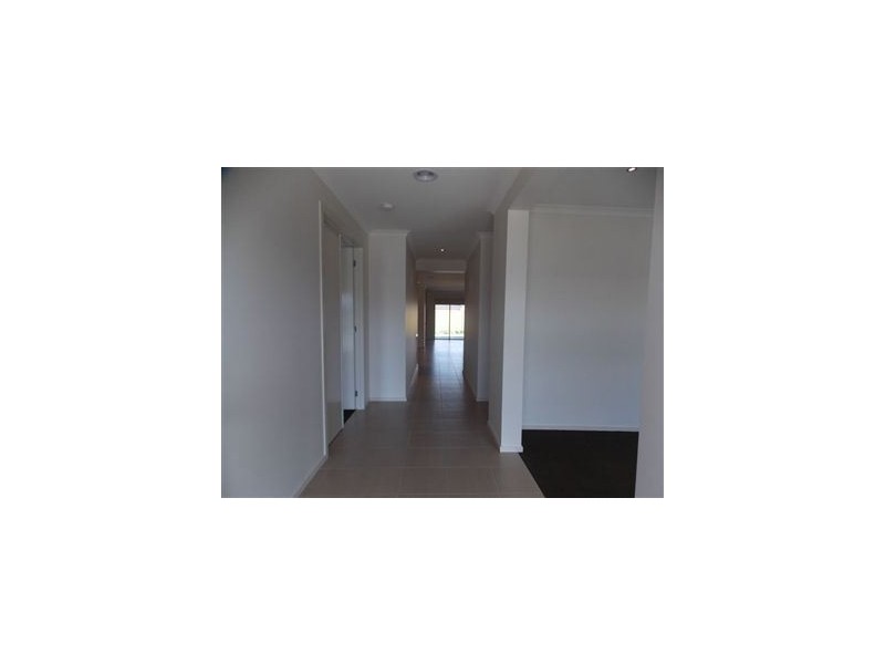 23 Stonegate Drive, Wollert VIC 3750