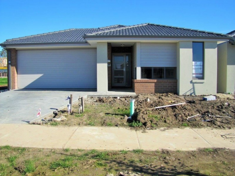 18 Fortitude Drive (Lot 2215), Craigieburn VIC 3064