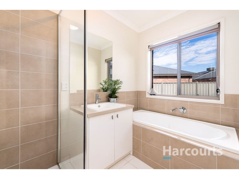 3 Kingscote Way, Wollert VIC 3750
