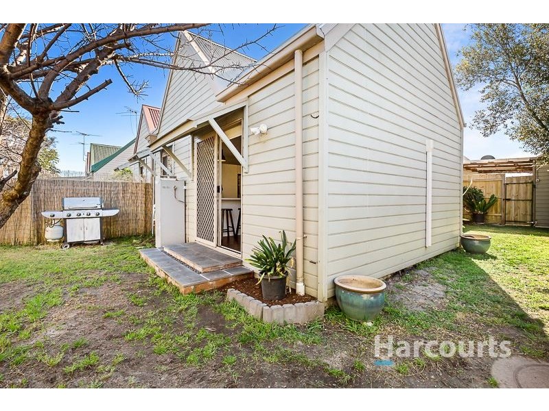 21 Benjamin Close, Bundoora VIC 3083