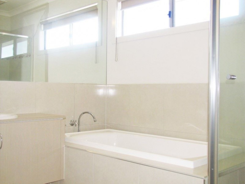 8 Las Pozas Avenue, Epping VIC 3076
