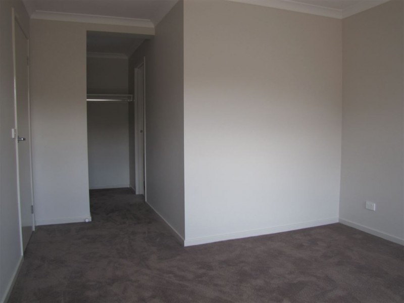 11 Raglan Rise, Doreen VIC 3754