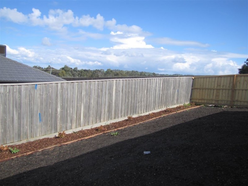 11 Raglan Rise, Doreen VIC 3754