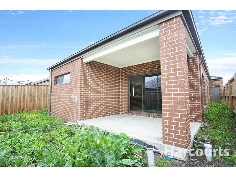 16 Stoke Circuit, Wollert VIC 3750