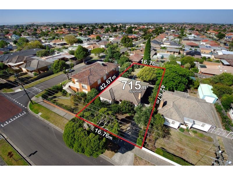 64 Mount View Road, Thomastown VIC 3074