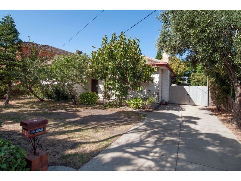 64 Mount View Road, Thomastown VIC 3074