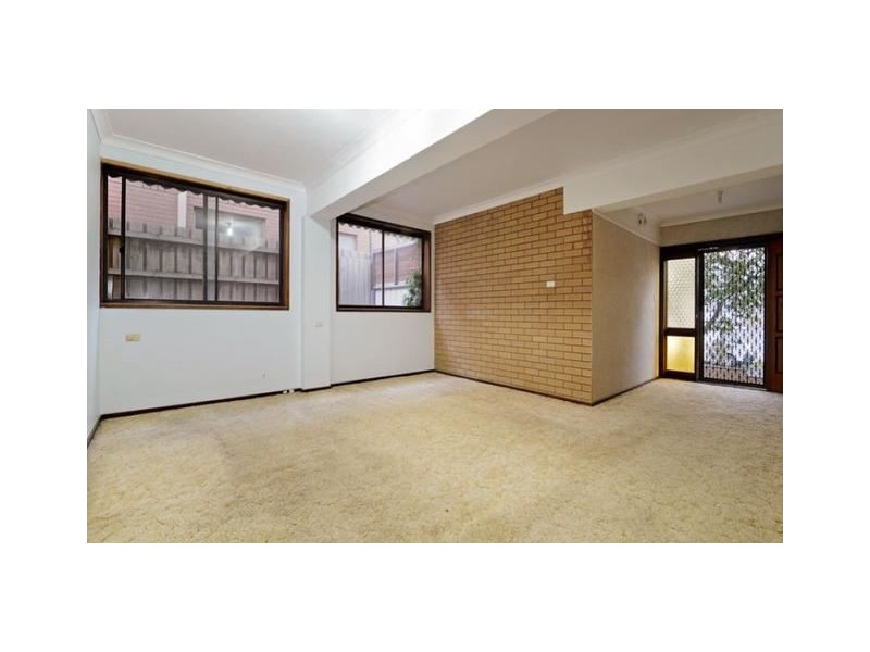 34 Churchill Avenue, Reservoir VIC 3073