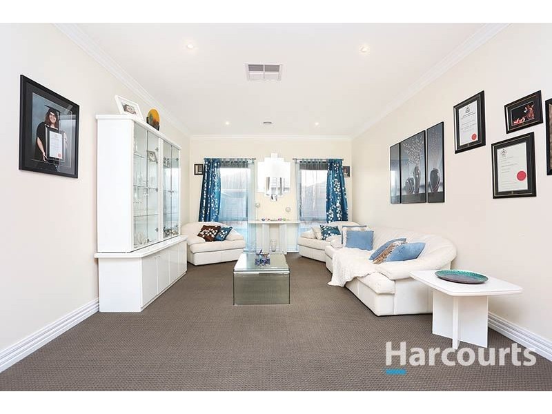 18 Senecio Drive, Doreen VIC 3754