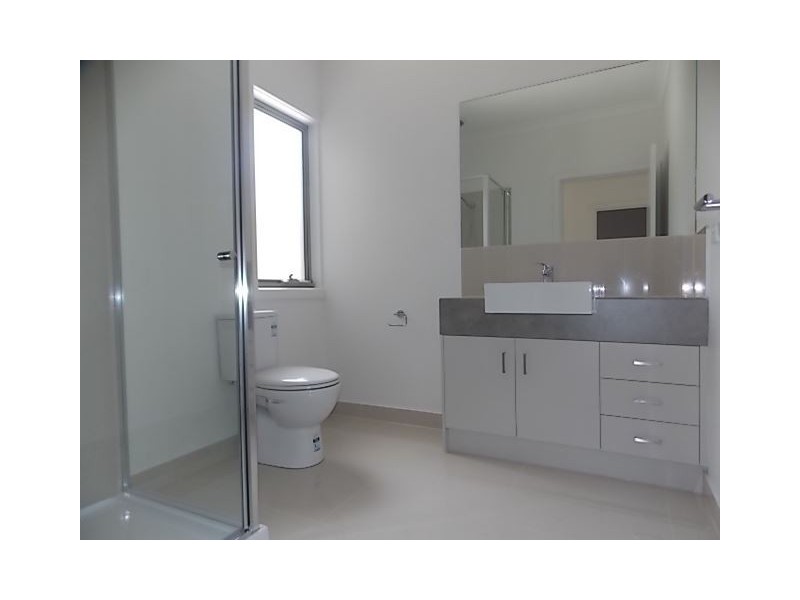 1/13 Palm Street, Thomastown VIC 3074