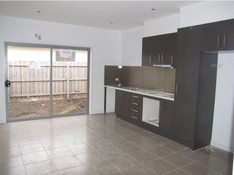 3/16 Aberdeen Street, Reservoir VIC 3073