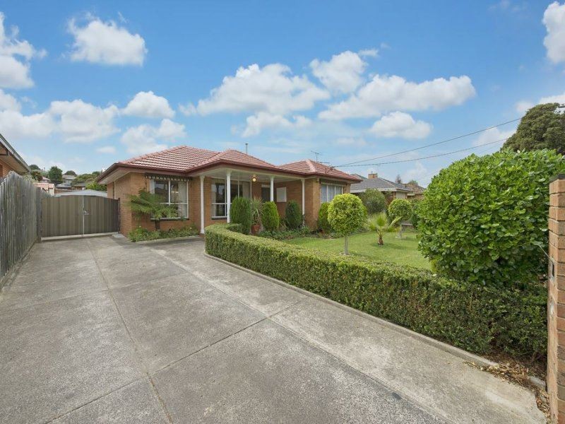 50 Rathcown Road, Reservoir VIC 3073