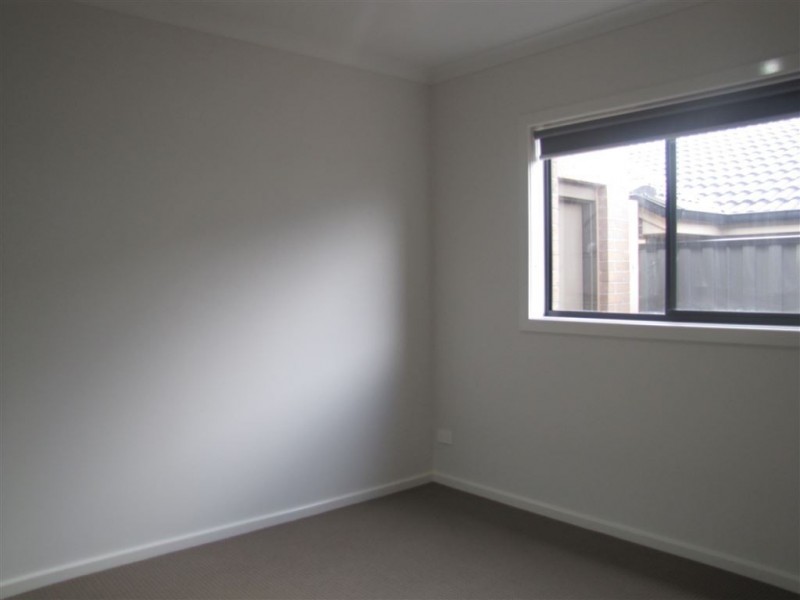 18 Anzac Drive, Epping VIC 3076