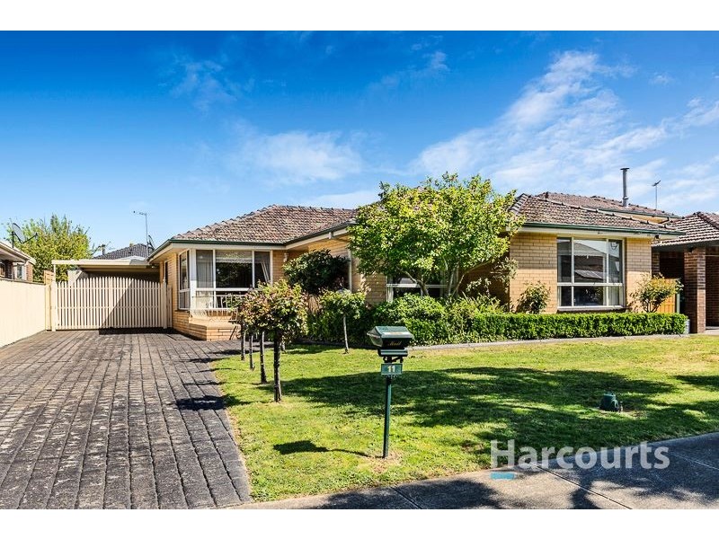 11 Hammond Drive, Epping VIC 3076