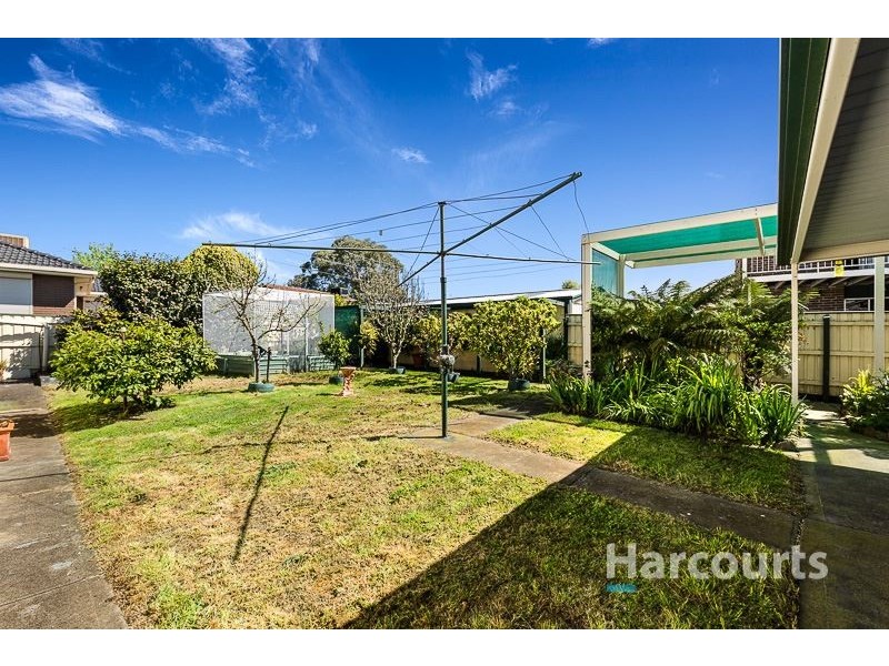 11 Hammond Drive, Epping VIC 3076