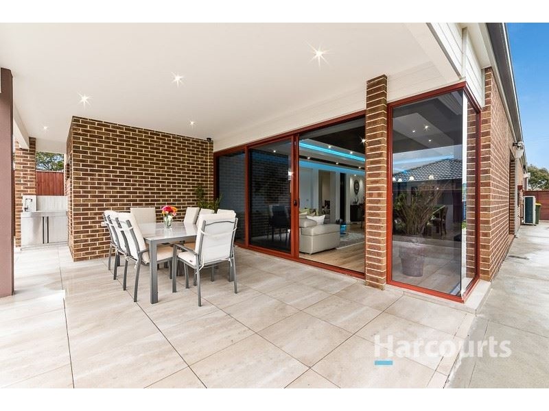 6 Woodforest Street, South Morang VIC 3752