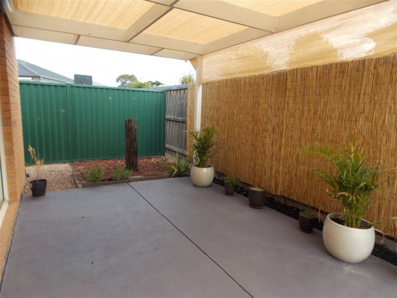 25 Coleridge Way, South Morang VIC 3752