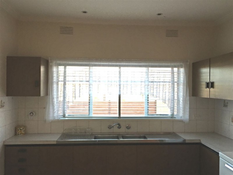 1/16 Mcleod Street, Thomastown VIC 3074