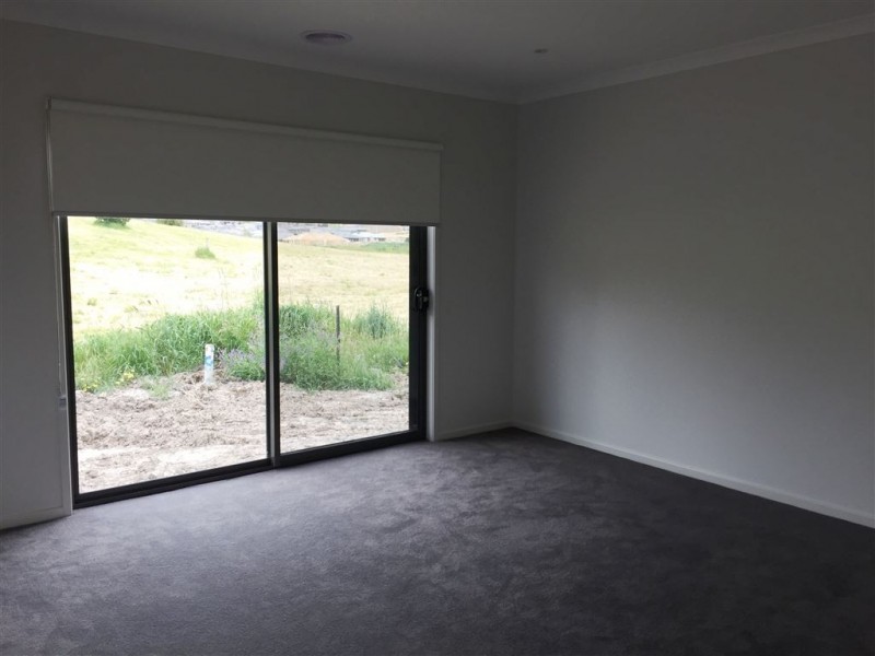 8 Coe Street, Mernda VIC 3754