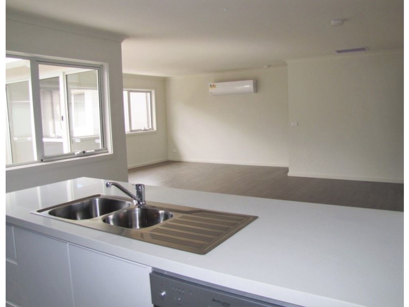 17/3 Old Plenty Road, South Morang VIC 3752