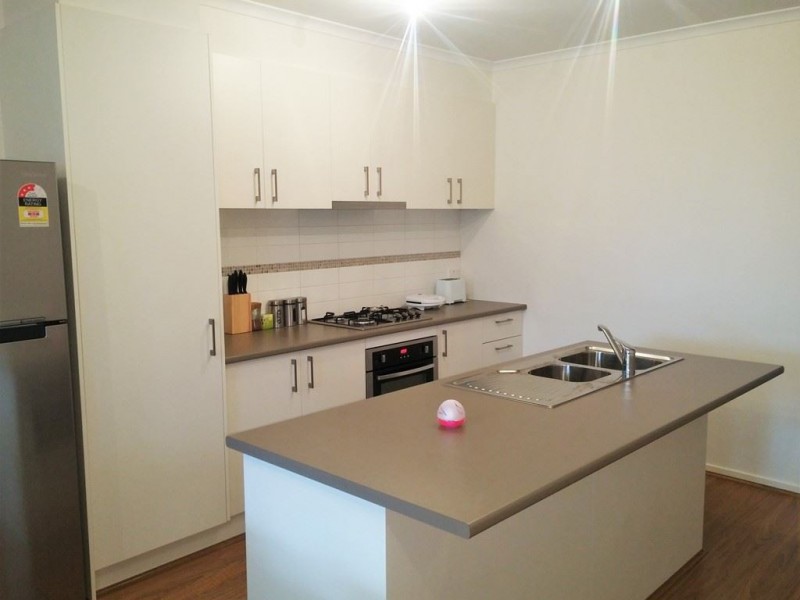 15 Bambra Way, Wollert VIC 3750