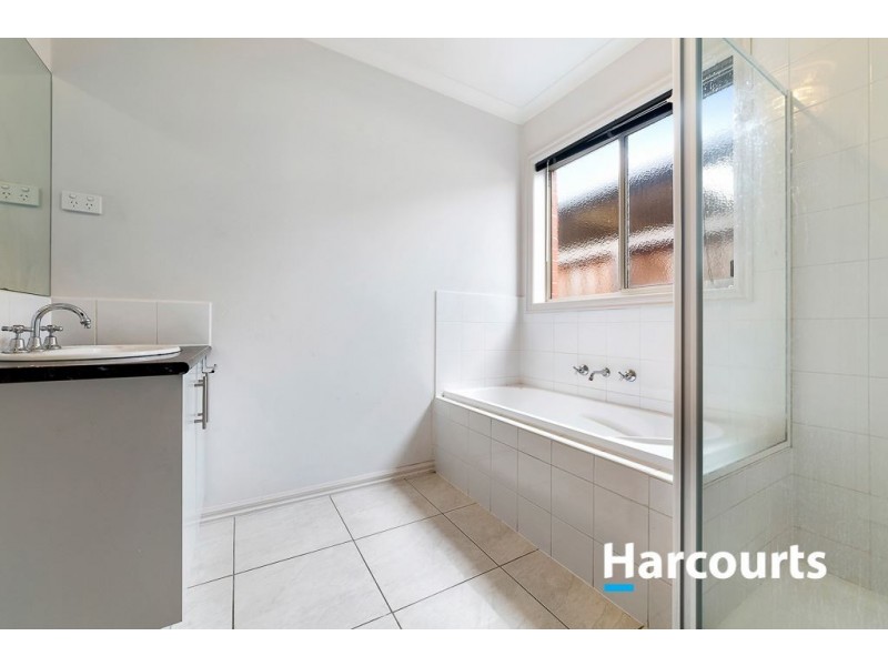 25 Nighthawk Boulevard, South Morang VIC 3752