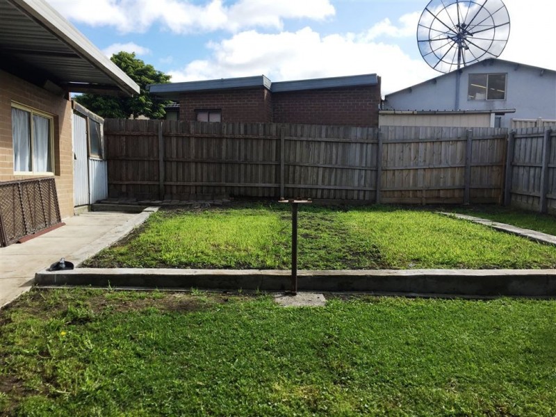 113 Casey Drive, Lalor VIC 3075