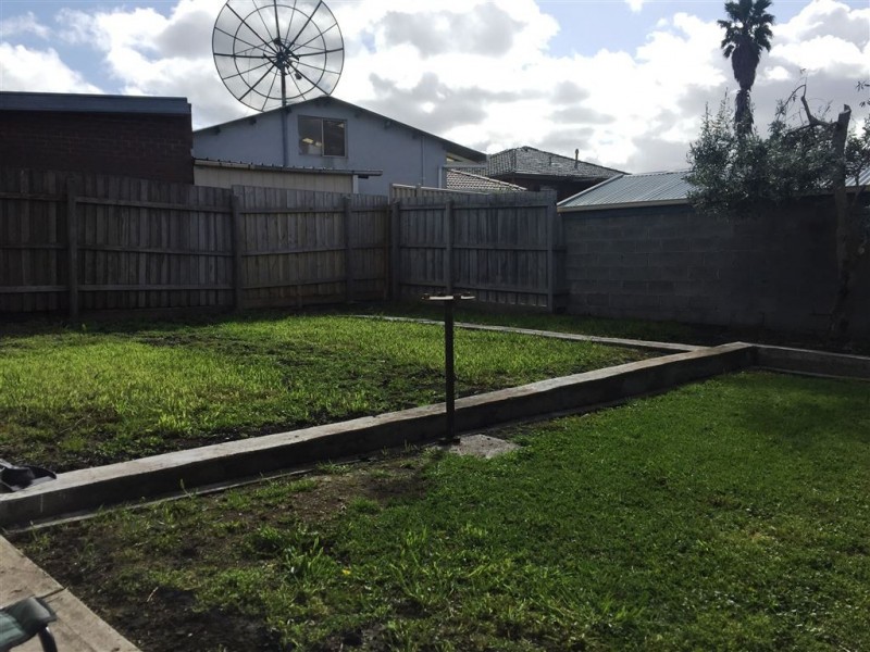 113 Casey Drive, Lalor VIC 3075