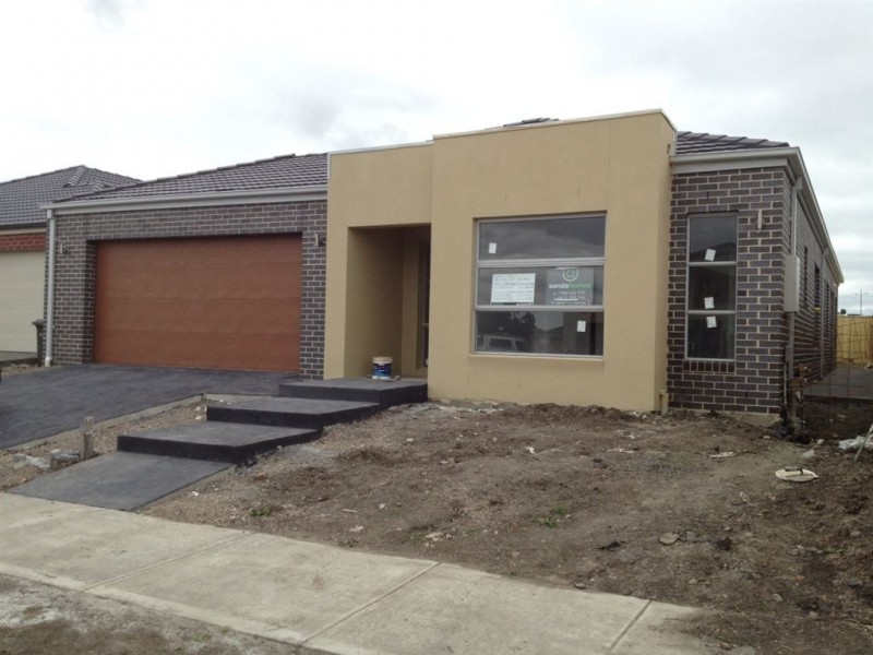 74 The Parade, Wollert VIC 3750