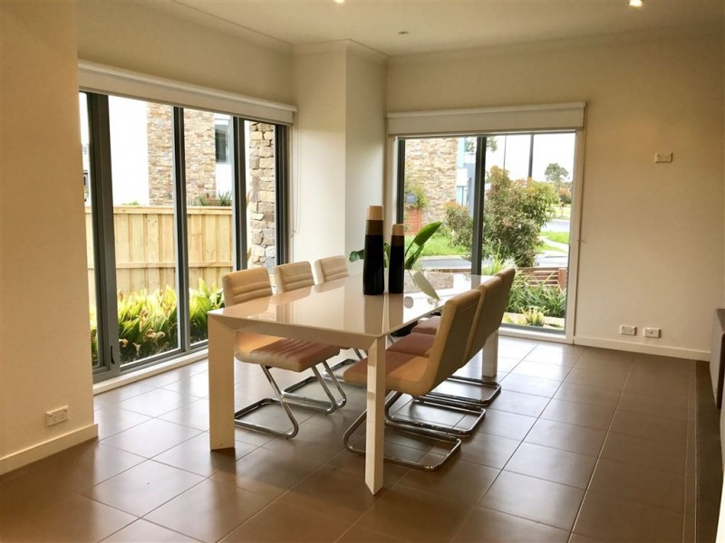 9 Champions Parade, Wollert VIC 3750