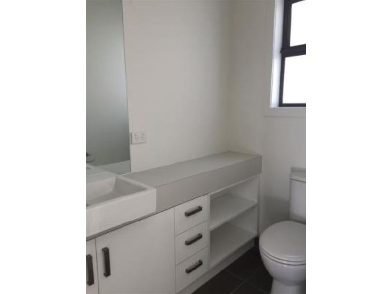 4/4 Cherry Court, Lalor VIC 3075