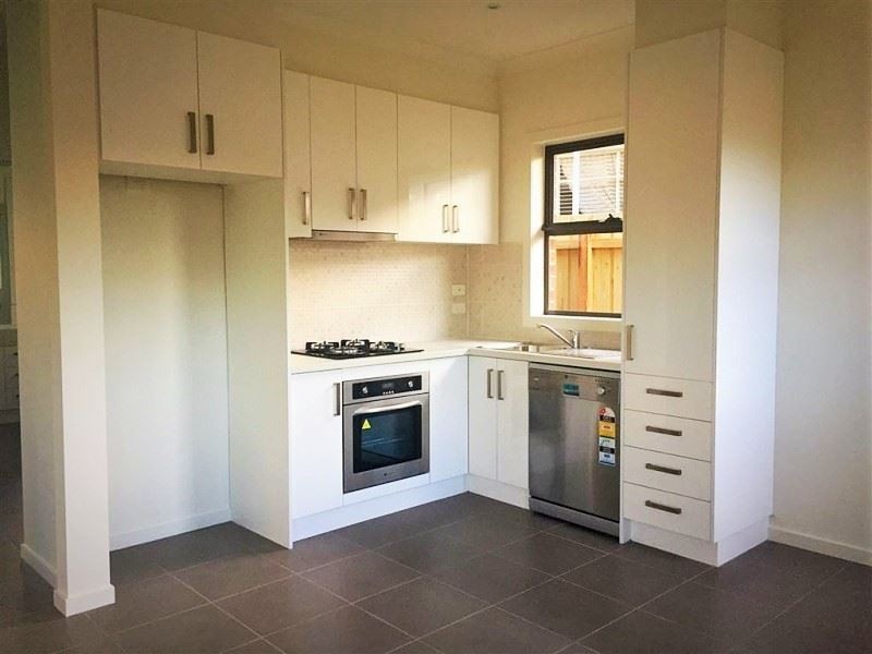 1/4 Cherry Court, Lalor VIC 3075