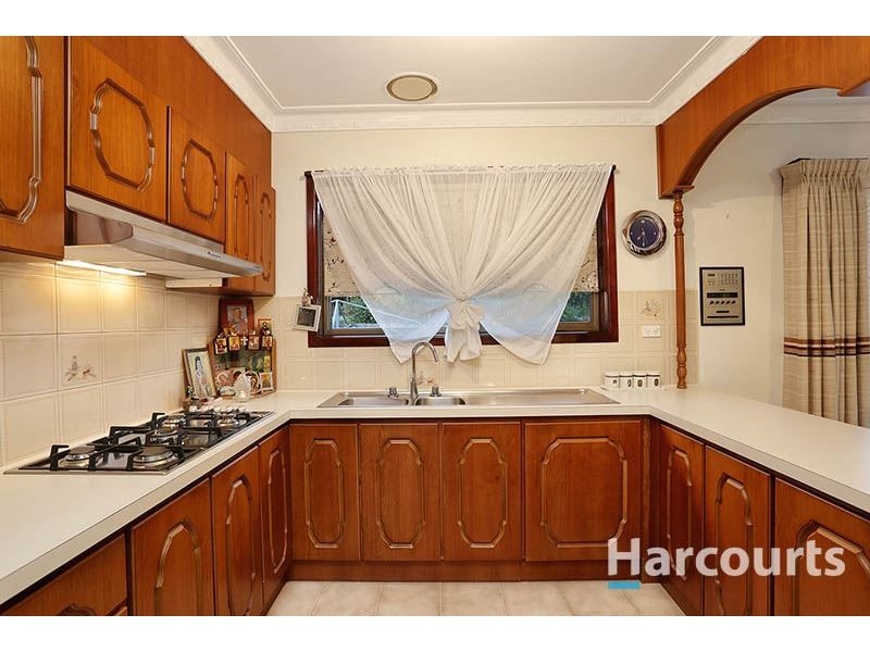 6 Northey Close, Thomastown VIC 3074