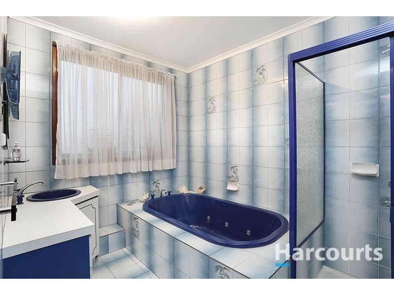 6 Northey Close, Thomastown VIC 3074