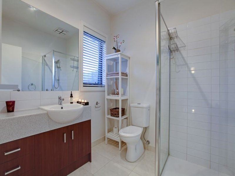 10/27 Miranda Road, Reservoir VIC 3073