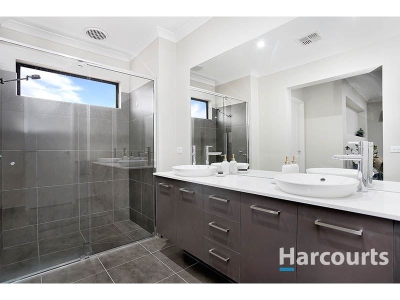 21 Steen Avenue, Epping VIC 3076