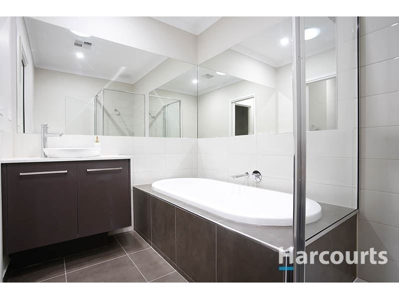 21 Steen Avenue, Epping VIC 3076