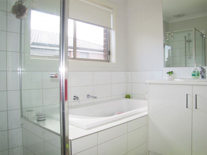 13 Flicker Lane, Doreen VIC 3754